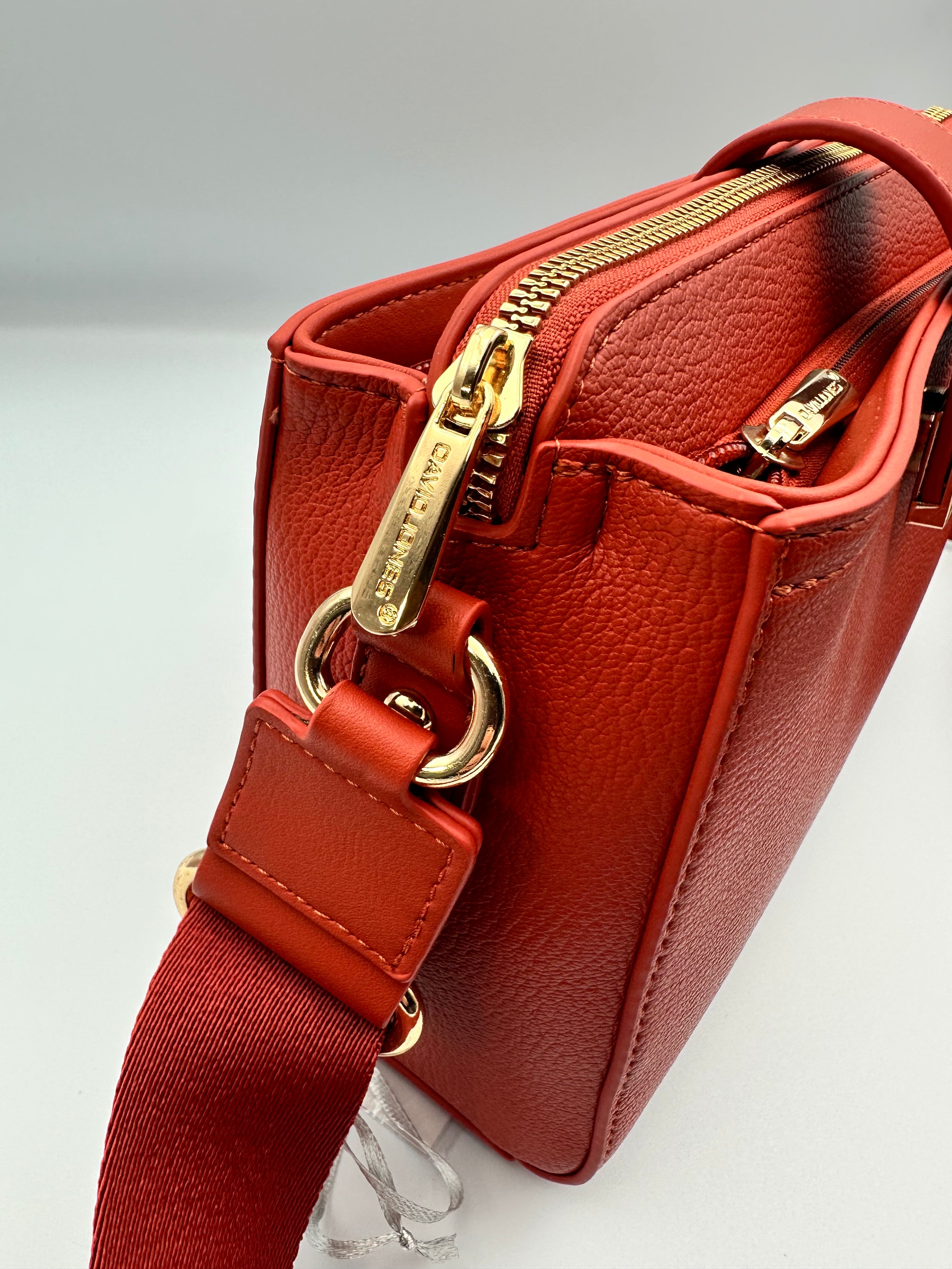 David Jones Crossbody Bag – Elegant Everyday Essential