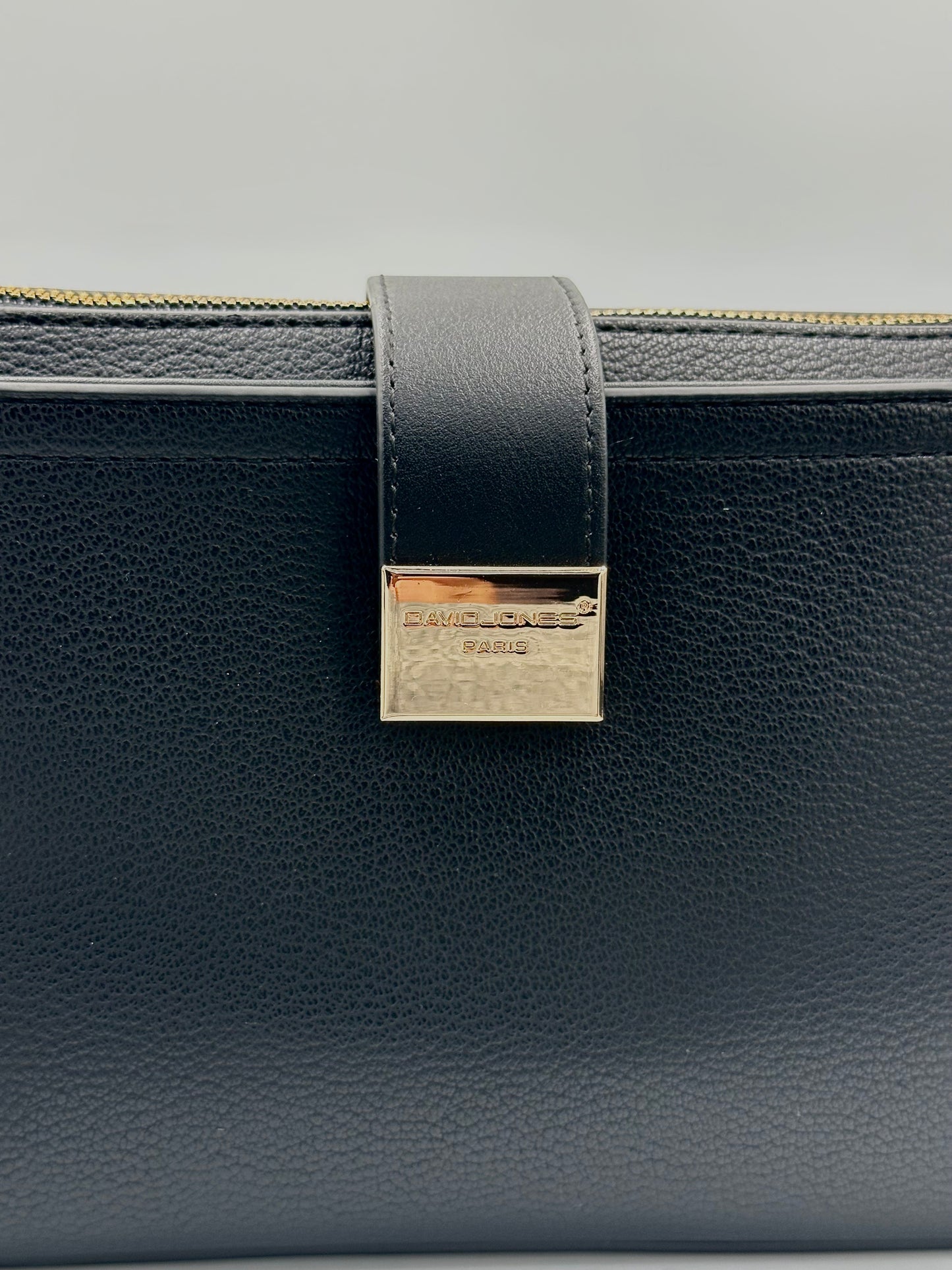 Soirose David Jones Women’s Black Crossbody Handbag – Stylish Everyday Fashion Bag (SM7437A)