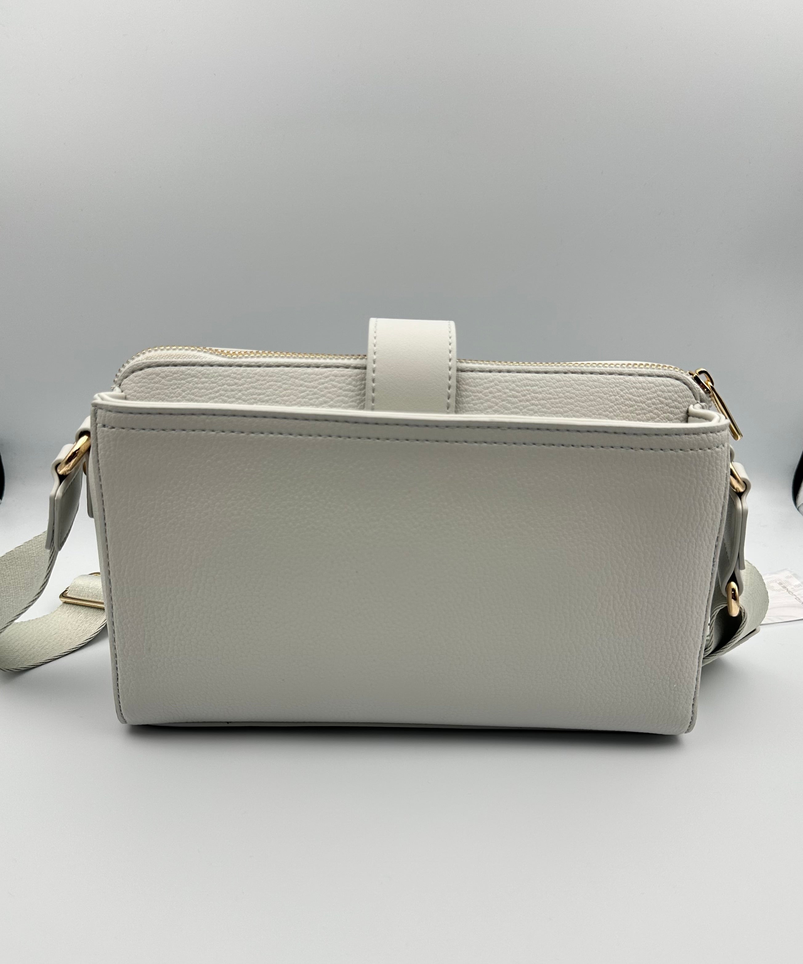 David Jones Crossbody Bag – Elegant Everyday Essential