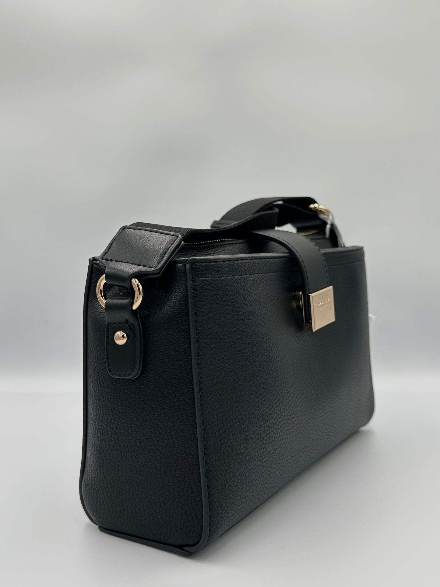 Soirose David Jones Women’s Black Crossbody Handbag – Stylish Everyday Fashion Bag (SM7437A)